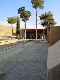 Persepolis2-20191021 154945.jpg